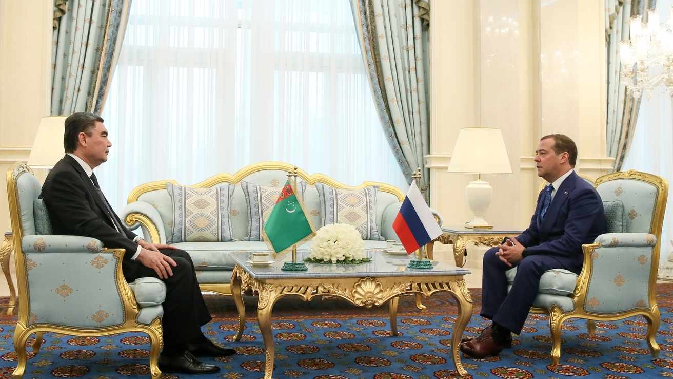 Бердымухамедов принял премьер-министров СНГ. И вице-премьера Таджикистана