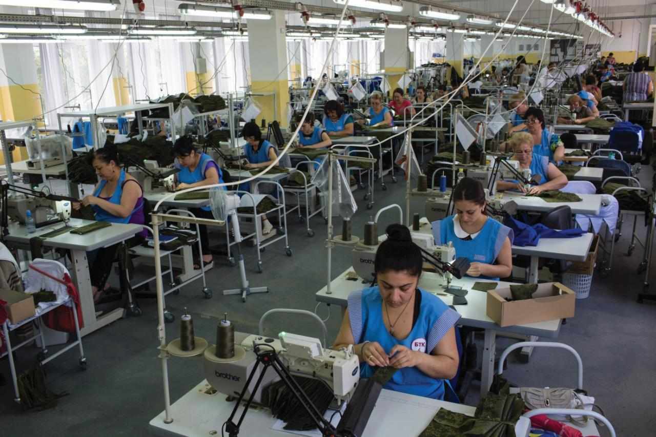 Азербайджанская текстильная фабрика наладит экспорт продукции в Россию и ОАЭ