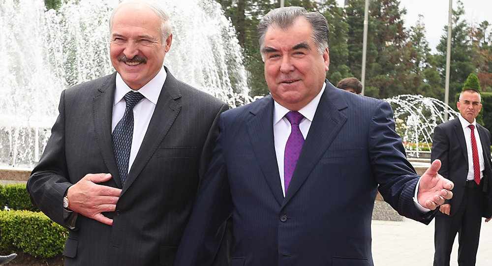 «Его любят в Беларуси». Александр Лукашенко ждет в гости Эмомали Рахмона