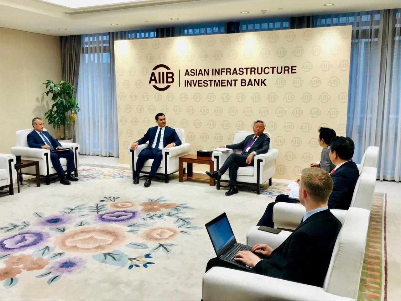 Узбекистан и Азиатский банк развития расширят сотрудничество