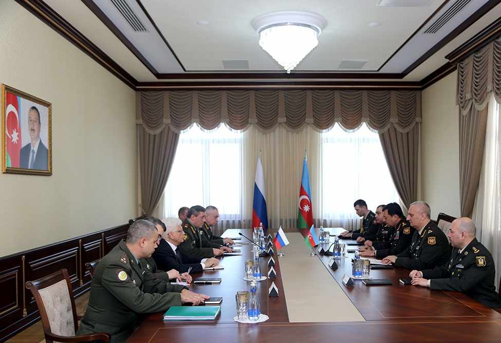 Азербайджан продолжает развивать военно-техническое сотрудничество с Россией