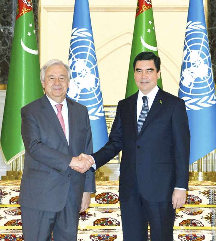Туркменистан обсуждает вопросы занятости с ООН
