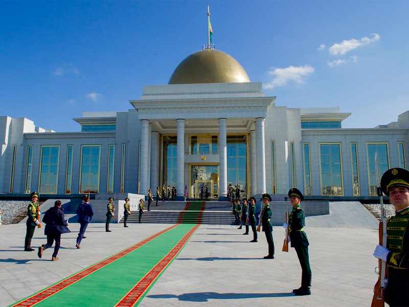 ЕС и Туркменистан работают над рамочным соглашением о поставках туркменского газа в Европу
