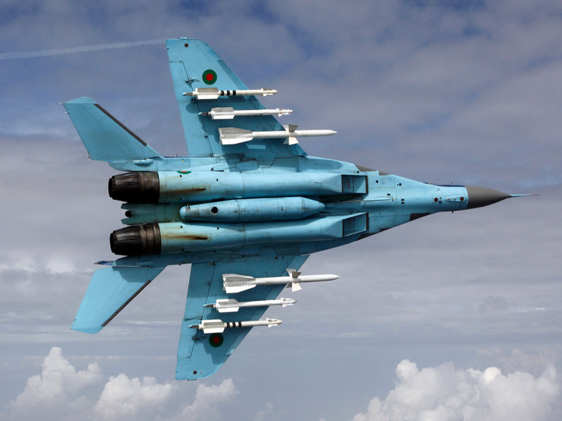 Россия присоединится к поисковой операции разбившегося азербайджанского самолета МиГ-29