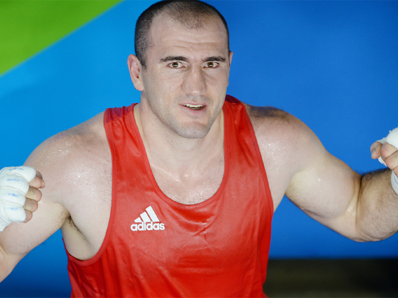 Азербайджанский боксер победил в США