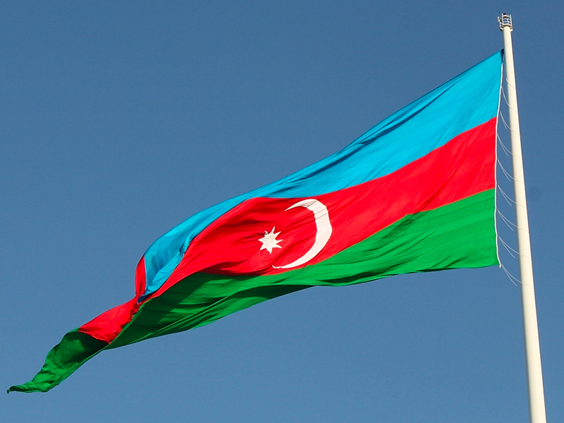 Азербайджан видит в друзьях и врагах Турции своих собственных, заявил вице-спикер парламента Баку
