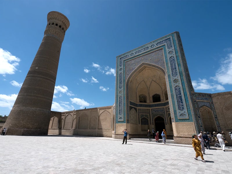 Регистрация в Ташкенте, амбициозная реформа провалилась