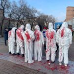 Арт-перформанс памяти жертв декабрьских и жанаозенских событий в Казахстане