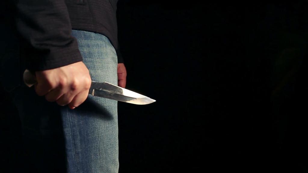 В Кашкадарье 15-летний сын второй жены зарезал 51-летнего мужчину