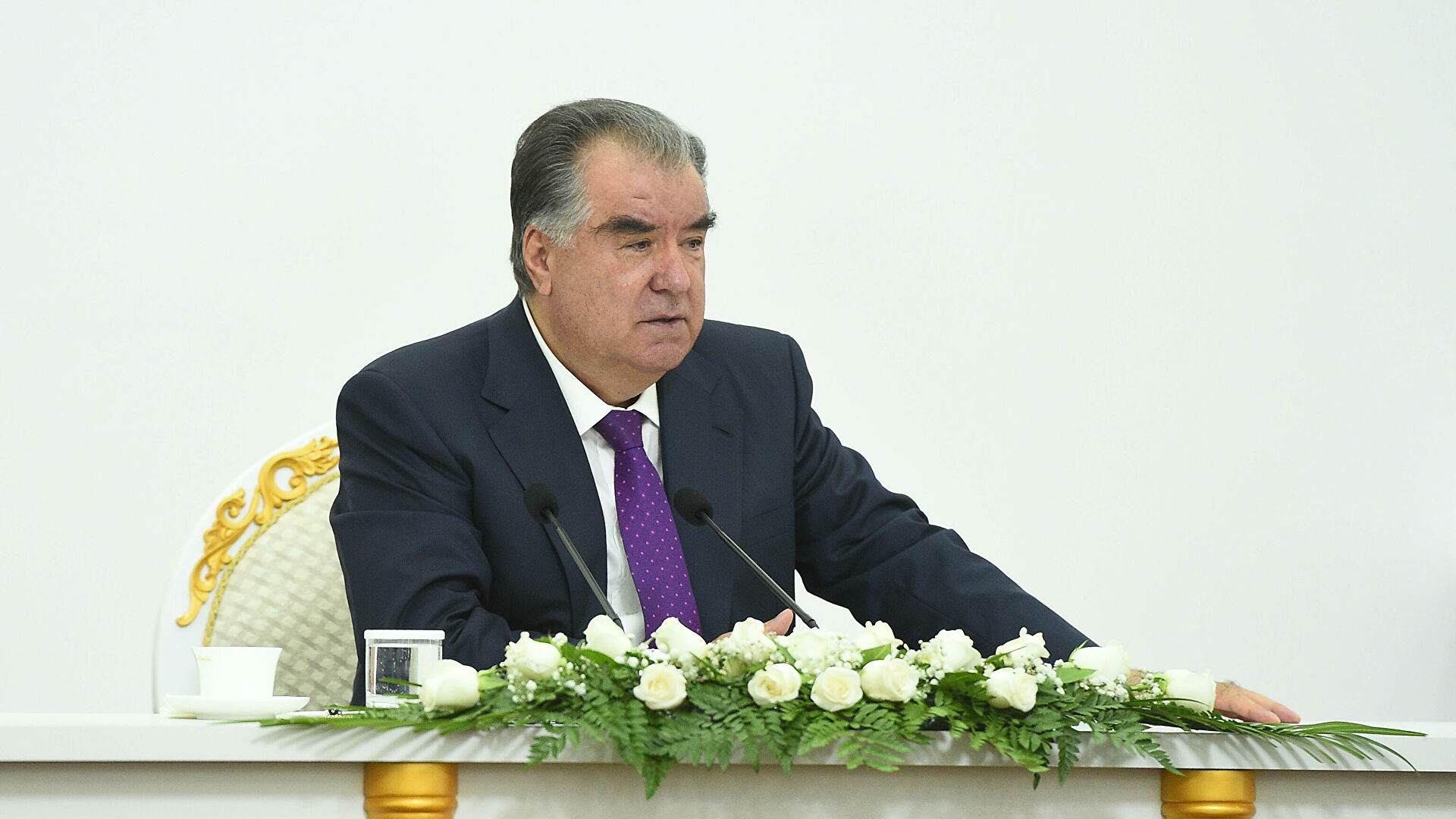 Ежегодное заседание правительства Таджикистана завершилось за закрытыми дверями 20 января, в отсутствие независимых журналистов.