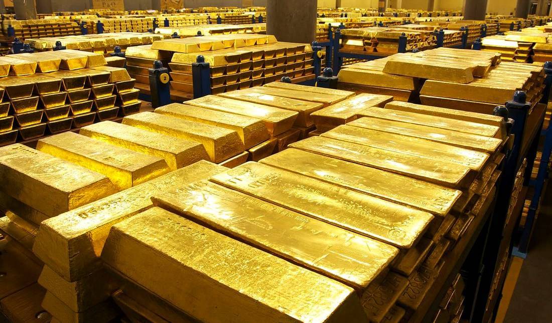 Узбекистан завершил 2021 год закупкой почти 9 тонн золота