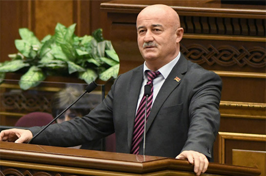 Овик Агазарян «Товары повседневного спроса в нашей семье сегодня ужасно дороги: картошка, капуста… Даже мясо каждый день с трудом удается купить»