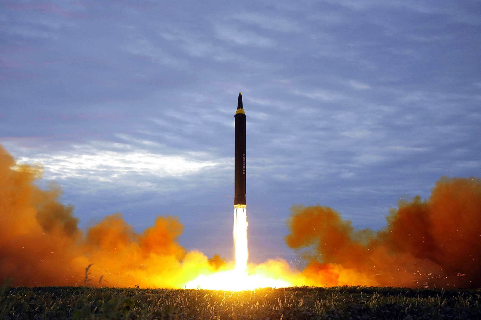 Северная Корея запустила еще одну ракету