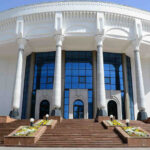 Узбекистан вводит бесплатные билеты в театры, музеи и на концерты