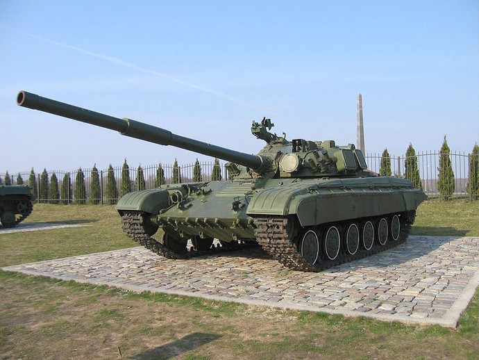 США помогают Украине поставлять танки советской эпохи