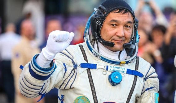 Казахстанские космонавты, которые побывали в космосе
