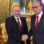 Токаев и Путин разговаривали по телефону во второй раз с начала конфликта России и Украины