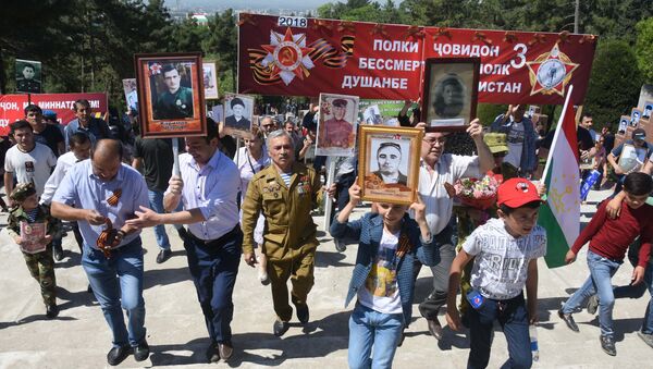 Противники «Вечного полка» в Душанбе. Почему люди отказываются от шествия на 9 мая