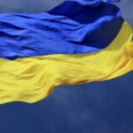 Альпинистов допросили по поводу водружения украинского флага на пике Путина