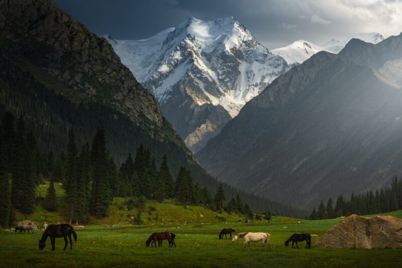 Кыргызстан предлагает создать фонд развития горных стран
