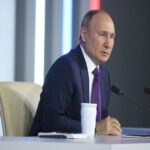 Путин заявил, что экономика России стабилизируется