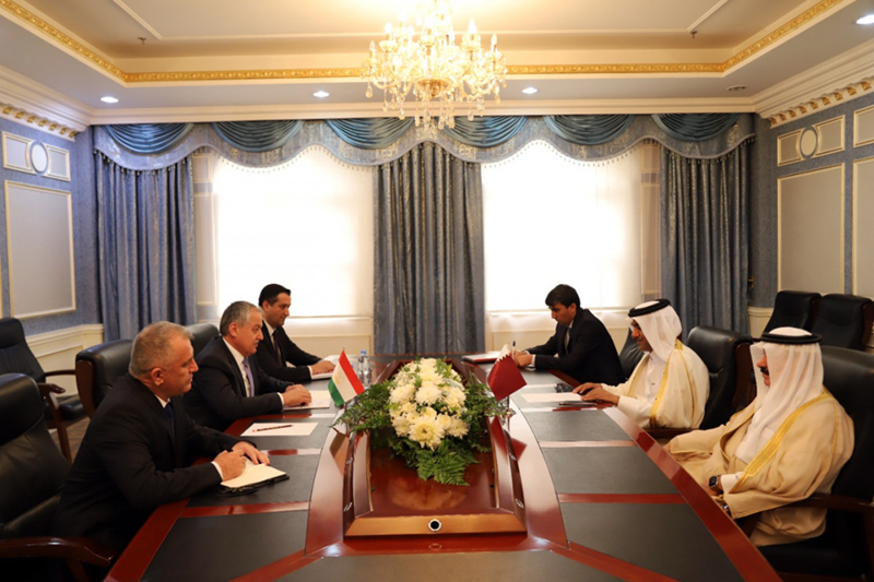 Встреча Министра иностранных дел Таджикистана с дипломатами Катара и Кувейта