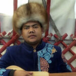 Кыргызский акын-импровизатор Болот Назаров