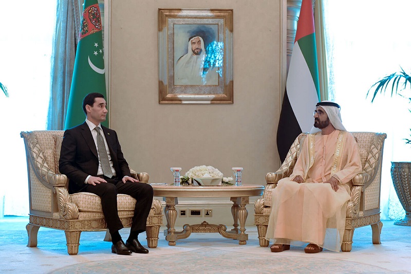 prezident turkmenistana serdarom berdymuhamedov vstretilsya s prezidentom oae shejhom mohammedom bin zajed al nahajyanom a takzhe pravitelem dubaya ego vysochestvo shejhom mohammedom bin rashidom