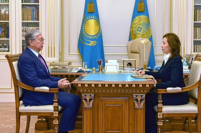 prezident tokaev vstretilsya s predsedatelem agentstva po razvitiyu finansovogo rynka madinoj abylkasymovoj