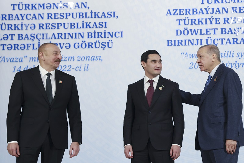strongtrehstoronnij sammit glav gosudarstv azerbajdzhan turcziya turkmenistan posvyashhennaya postavkam turkmenskogo gaza v