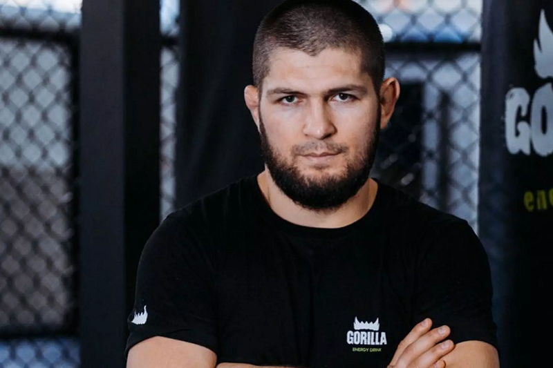 zvezda ufc habib nurmagomedov podaril malenkomu geroyu spasshemu detej iz ledyanoj prorubi knigu