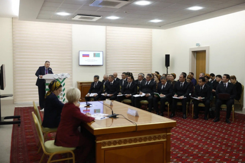 Туркменистан и Россия планируют построить вуз