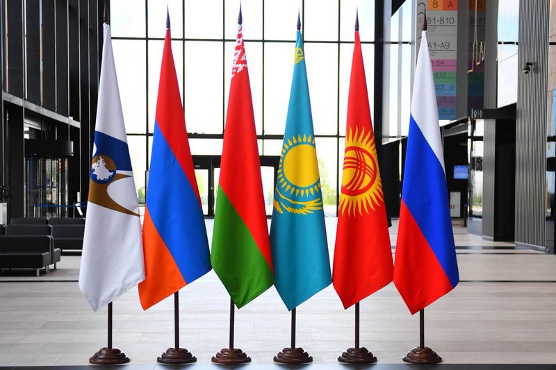 Казахстан с апреля внедрит механизм прослеживаемости товаров в торговле со странами ЕАЭС