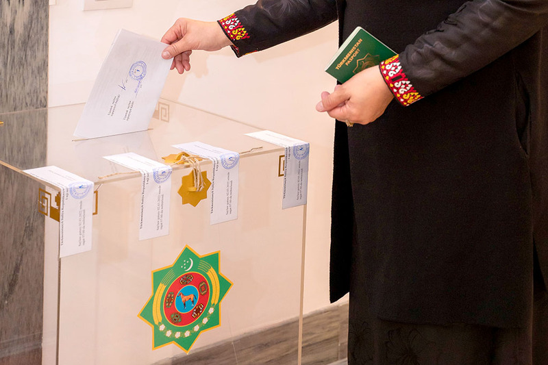 v turkmenistane nachalis vstrechi kandidatov v deputaty parlamenta