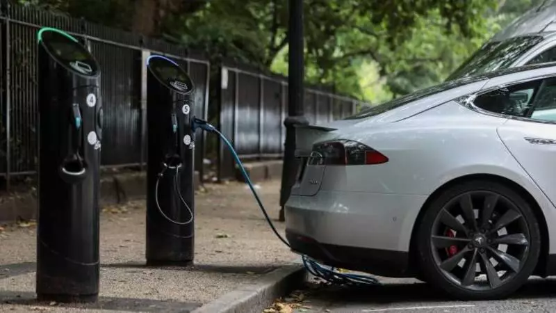 kitajskaya kompaniya planiruet postroit v kr zavod po sborke elektromobilej