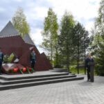 prezident kr otkryl memorial kyrgyzskim soldatam v rzheve