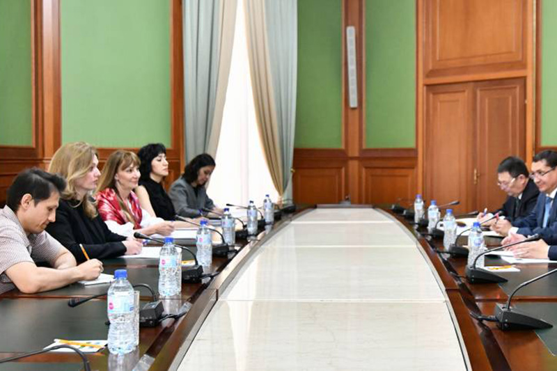 uzbekistan i proon prodolzhat razvivat sovmestnye proekty