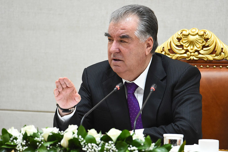rahmon-prikazal-chinovnikam uskorit tempy rosta ekonomiki tadzhikistana