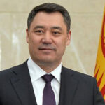 prezident kyrgyzstana napisal knigu