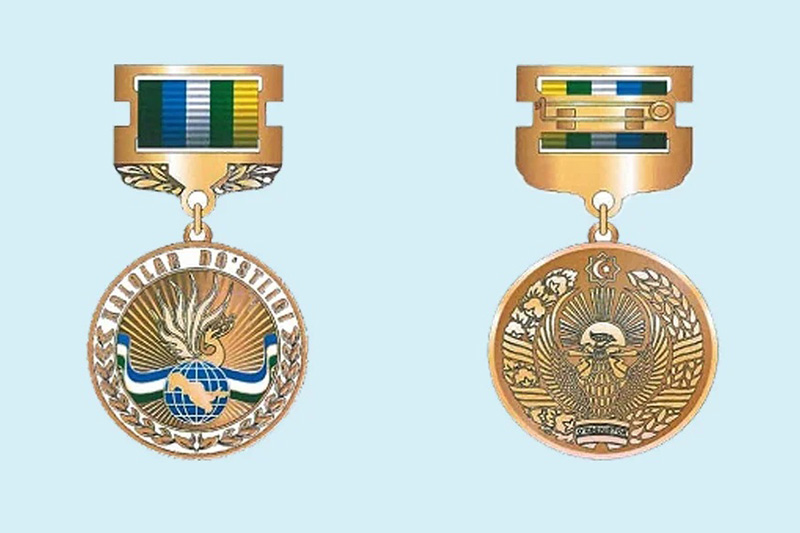 150 uzbekistanczev poluchili nagrudnyj znak druzhby narodov