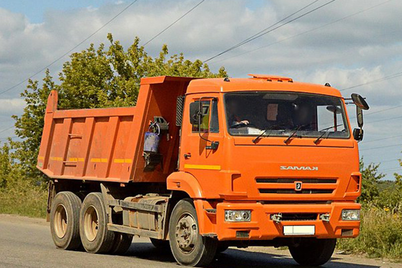 na severe turkmenistana stroyat uchebno servisnyj czentr kamaz