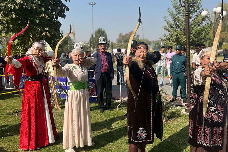 v-mezhdunarodnom-festivale-etnosporta-v-hive-uchastvuyut-bolee-1-800-sportsmenov