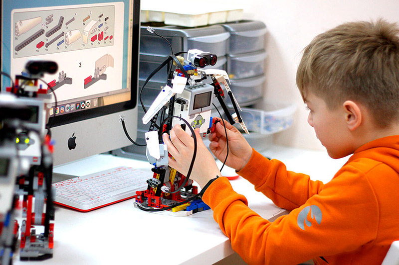studenty-inzhenery-tadzhikistana-vyigrali-olimpiadu-po-robototehnike