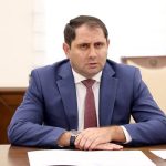 ministr-oborony-armenii-otpravilsya-v-kazahstan