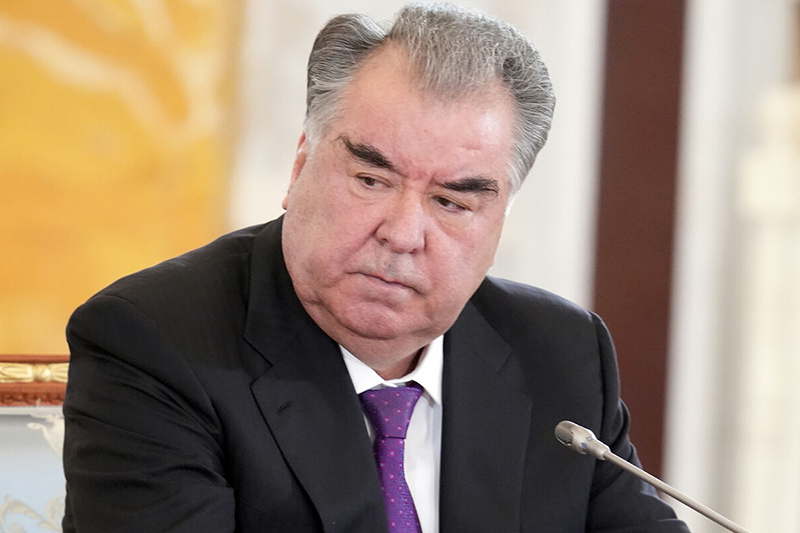 prezident-tadzhikistana-emomali-rahmon-21-yanvarya-posetil-katar