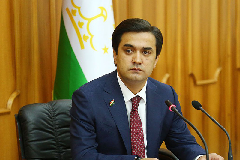 rustam-emomali-posetil-iran-s-oficzialnym-vizitom
