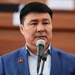 tazabek-ikramov-vyskazalsya-o-flage-na-ploshhadi-v-bishkeke