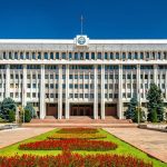 v-parlamente-kyrgyzstana-oprovergli-informacziyu-o-yakoby-razrabatyvaemom-zakonoproekte-o-dvoezhenstve