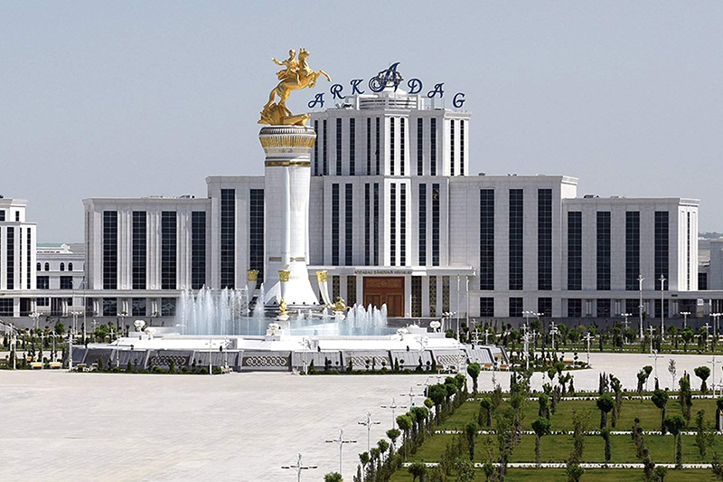 Послов DWS поздравил президент Туркменистана Сердар Бердымухамедов