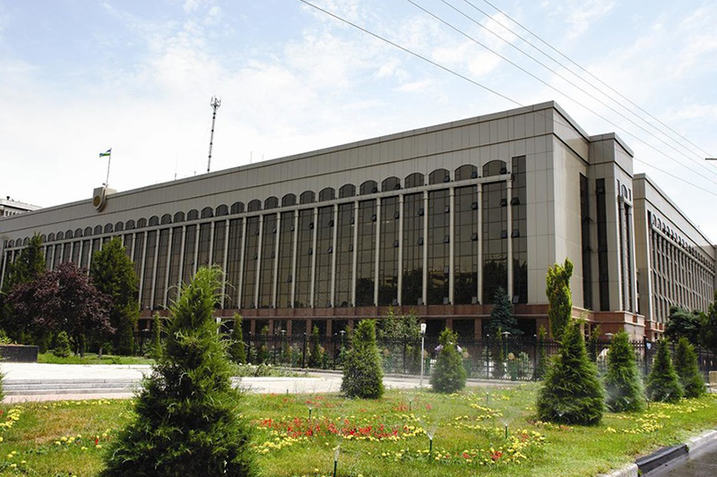 organy-vnutrennih-del-tashkenta-usilili-mery-bezopasnosti-v-torgovyh-czentrah